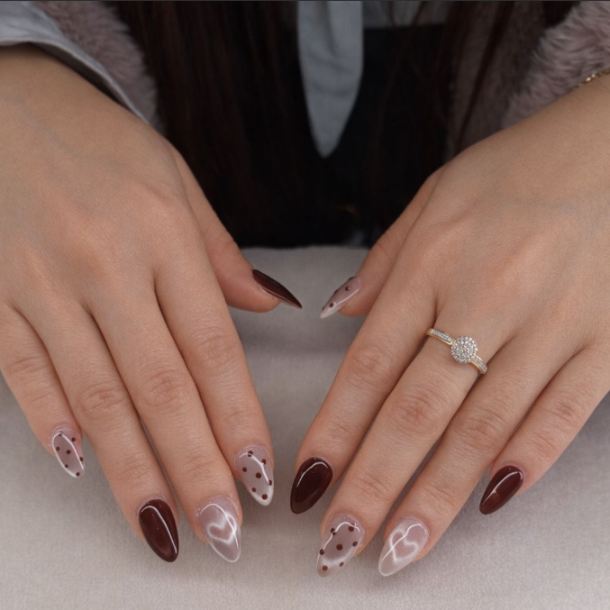 Chokladbrun nail art utförd av Maja på Losie NAILROOM